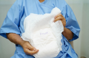 5 Ways Singapore Caregivers Can Reduce Monthly Incontinence Expenses for Elders